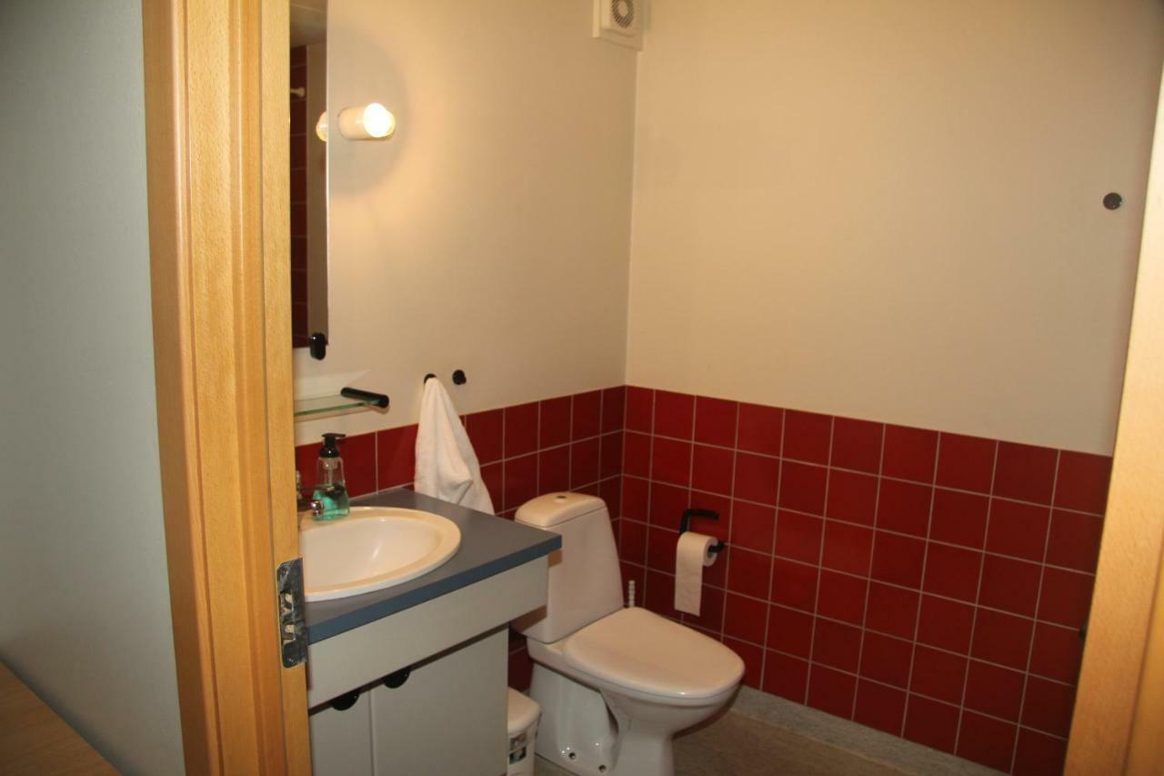 Sulur Guesthouse 2 Акурейри Экстерьер фото